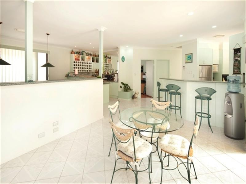 9 Portland Court, Parkwood QLD 4214