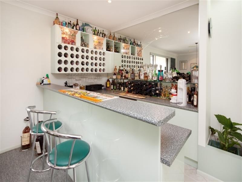 9 Portland Court, Parkwood QLD 4214