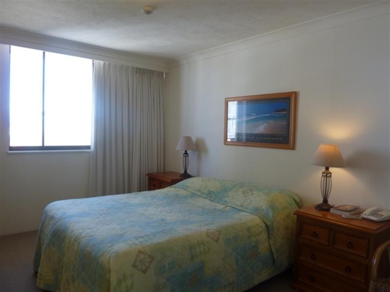 13A ‘Breakers North’ 50 Old Burleigh Road, Surfers Paradise QLD 4217