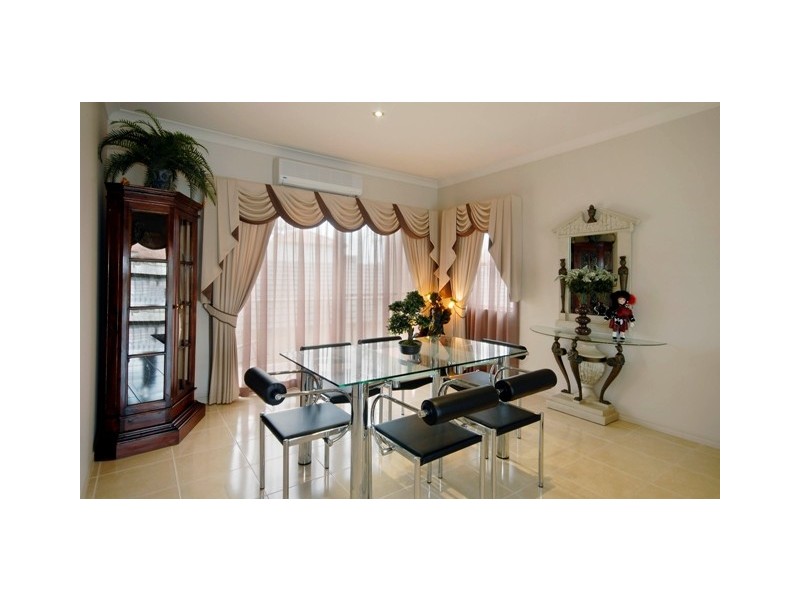 Varsity Lakes QLD 4227