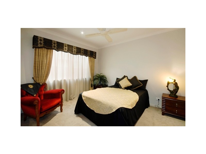 Varsity Lakes QLD 4227