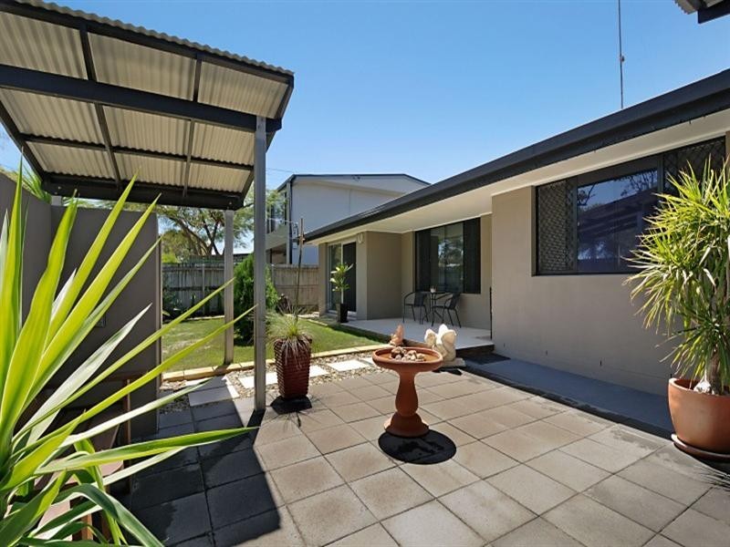 66 Bardon Avenue, Miami QLD 4220