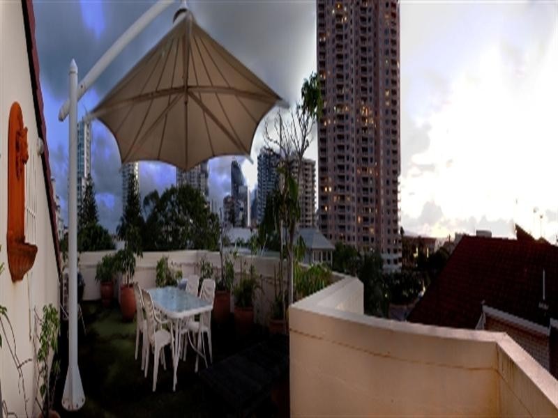 9 ‘Lorien’ 5 Australia Avenue, Broadbeach QLD 4218