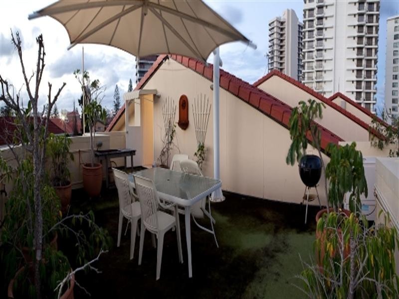 9 ‘Lorien’ 5 Australia Avenue, Broadbeach QLD 4218