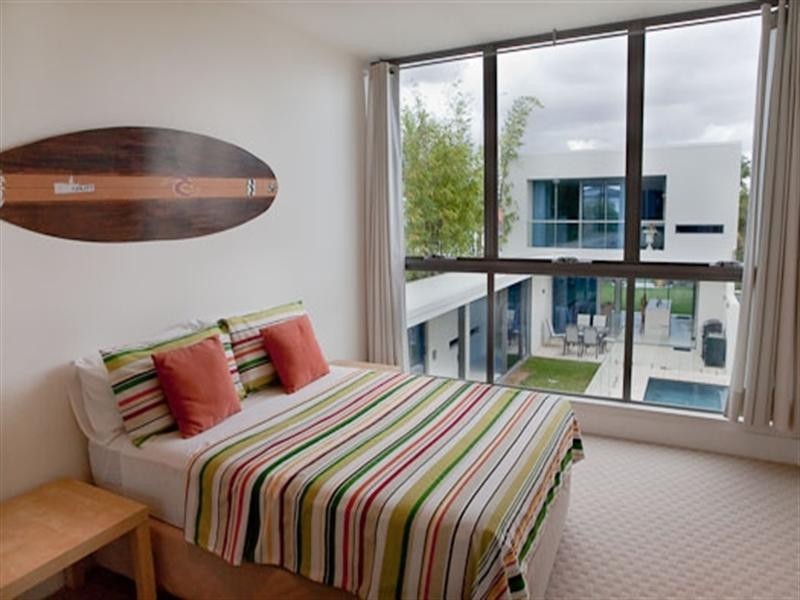 23 Freyburg Street, Bundall QLD 4217