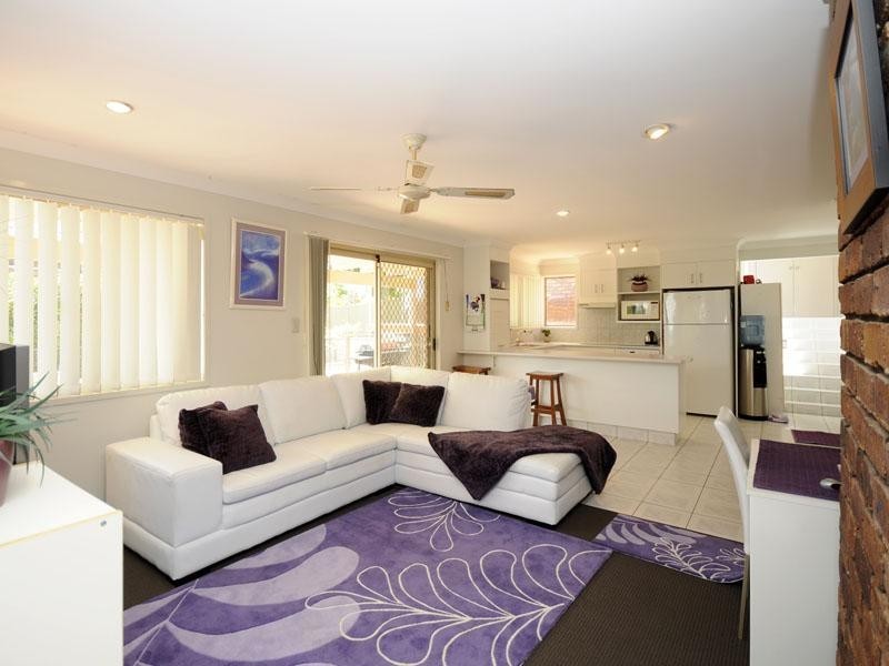 30 Kincaid Drive, Highland Park QLD 4211