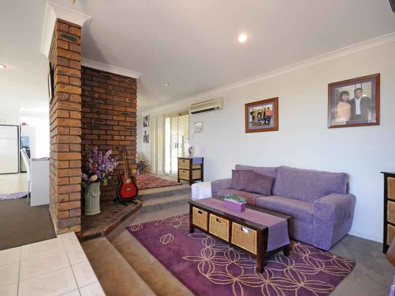 30 Kincaid Drive, Highland Park QLD 4211