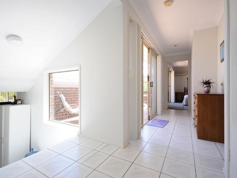 30 Kincaid Drive, Highland Park QLD 4211