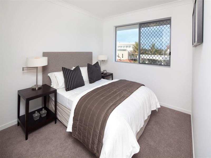 21 Albatross Avenue, Mermaid Beach QLD 4218