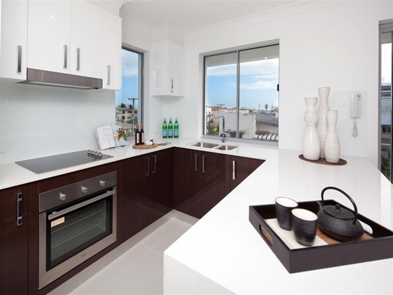 21 Albatross Avenue, Mermaid Beach QLD 4218