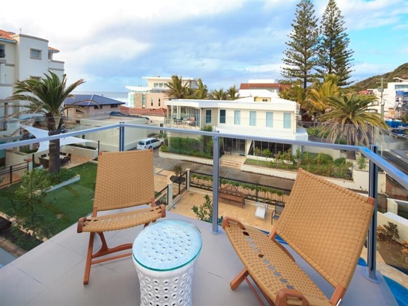 21 Albatross Avenue, Mermaid Beach QLD 4218