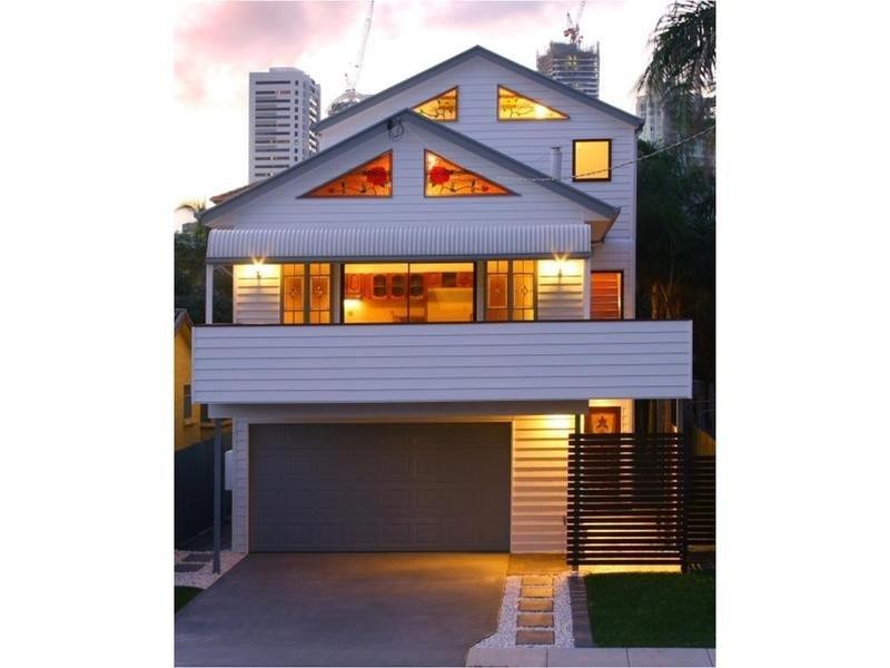 23 Sunbrite Avenue, Mermaid Beach QLD 4218