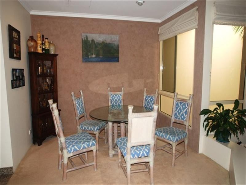 Villa 3 ‘Vernon’ Rhode Island 125 Santa Cruz Boulevard, Clear Island Waters QLD 4226