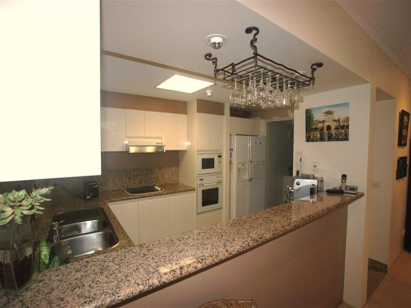 Villa 3 ‘Vernon’ Rhode Island 125 Santa Cruz Boulevard, Clear Island Waters QLD 4226