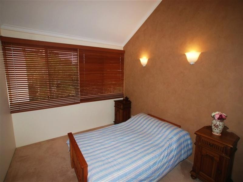 Villa 3 ‘Vernon’ Rhode Island 125 Santa Cruz Boulevard, Clear Island Waters QLD 4226