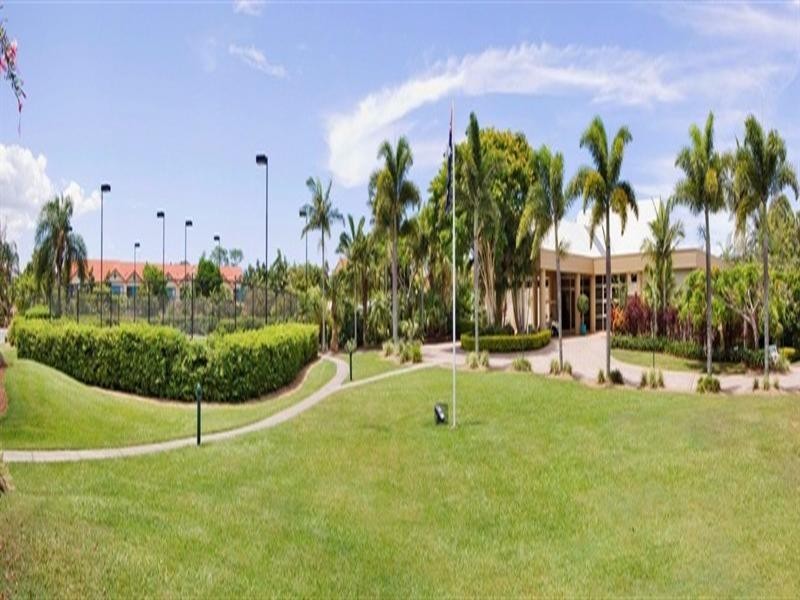 Villa 3 ‘Vernon’ Rhode Island 125 Santa Cruz Boulevard, Clear Island Waters QLD 4226