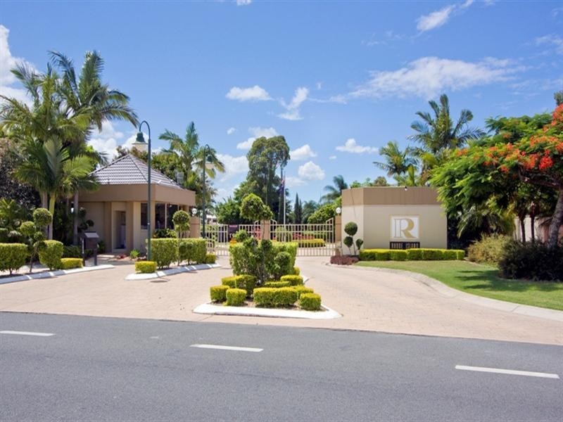 Villa 3 ‘Vernon’ Rhode Island 125 Santa Cruz Boulevard, Clear Island Waters QLD 4226