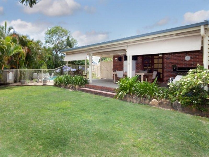 13 Sacha Place, Carrara QLD 4211