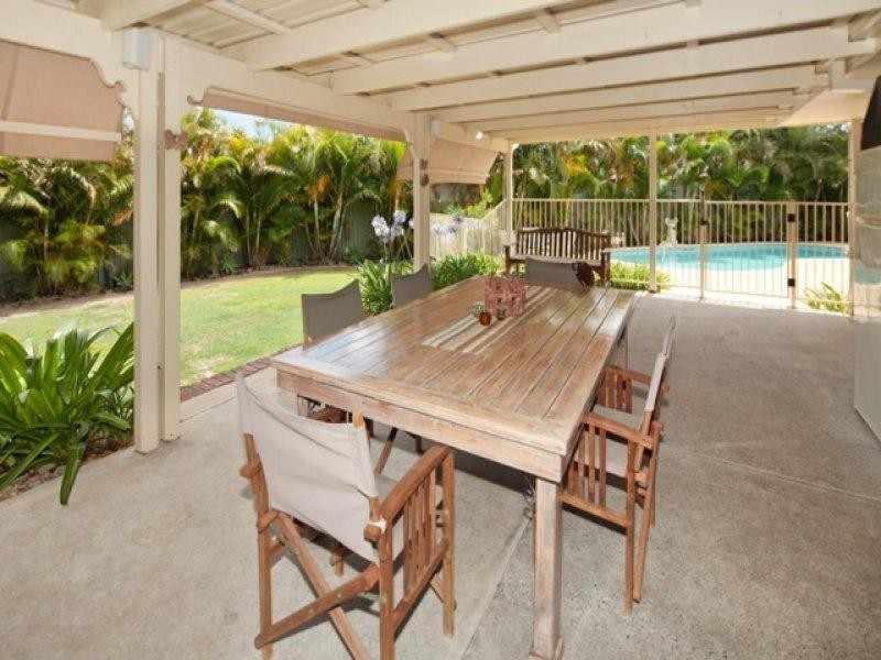 13 Sacha Place, Carrara QLD 4211