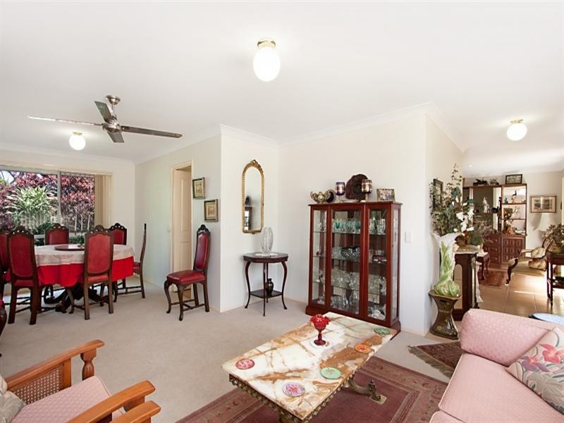 17 Fenton Drive, Tallebudgera QLD 4228