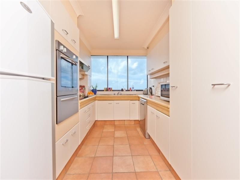 21A “Surfers Aquarius” 4-12 Old Burleigh Road, Surfers Paradise QLD 4217