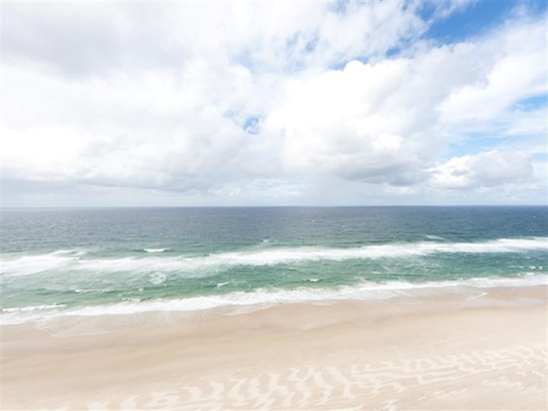 21A “Surfers Aquarius” 4-12 Old Burleigh Road, Surfers Paradise QLD 4217