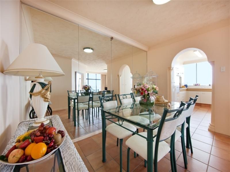 21A “Surfers Aquarius” 4-12 Old Burleigh Road, Surfers Paradise QLD 4217