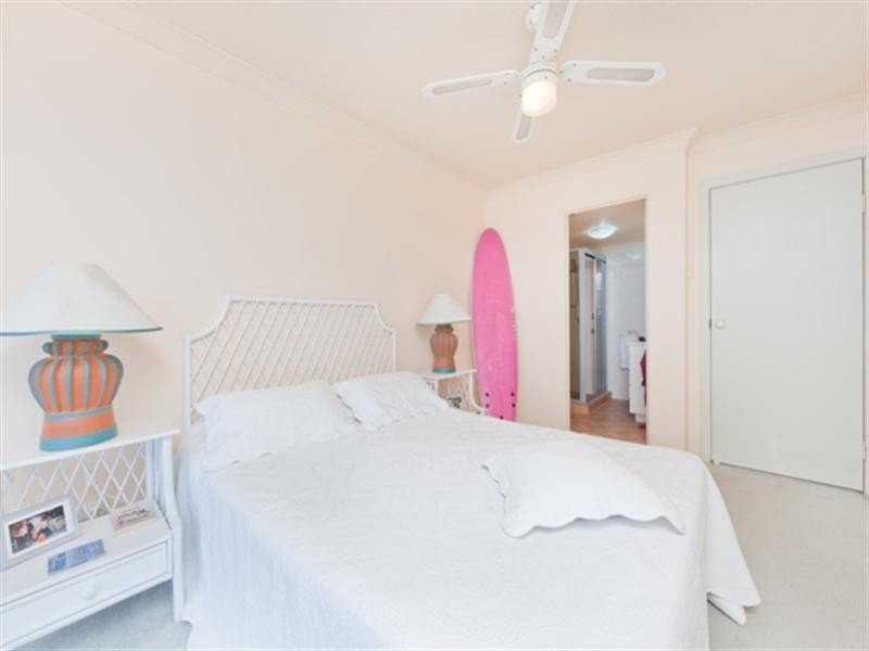 21A “Surfers Aquarius” 4-12 Old Burleigh Road, Surfers Paradise QLD 4217