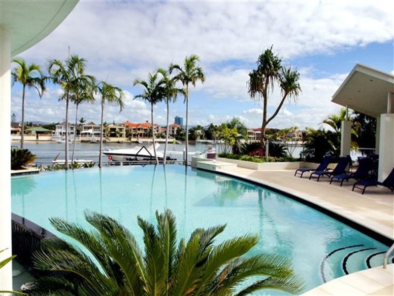 44/40 Riverview Parade, Surfers Paradise QLD 4217