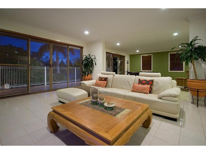 47 Meadowlake Drive, Carrara QLD 4211