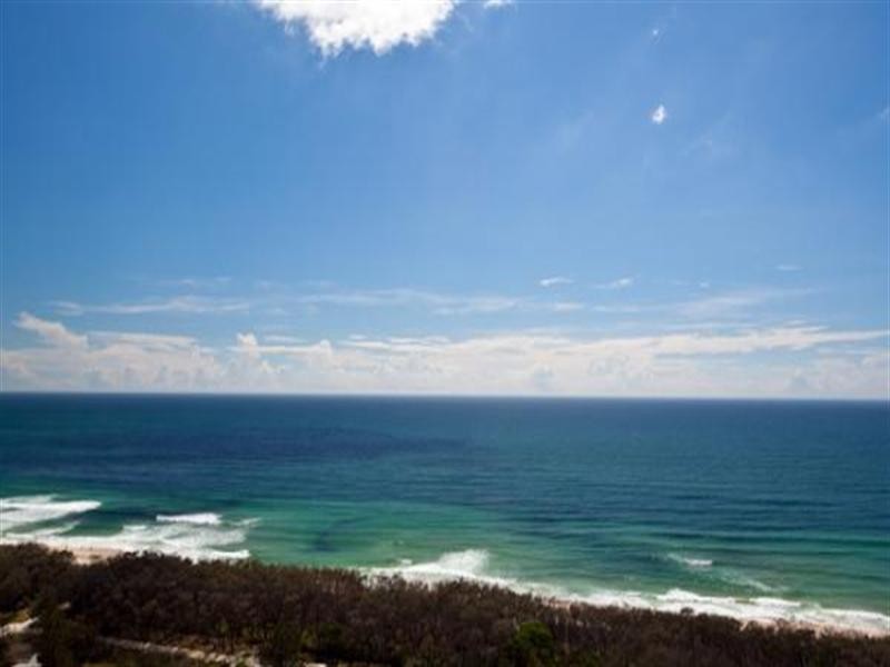 98/177 Old Burleigh Road, Broadbeach QLD 4218