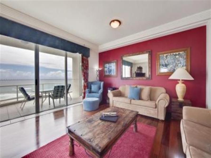 95/177 Old Burleigh Road, Broadbeach QLD 4218