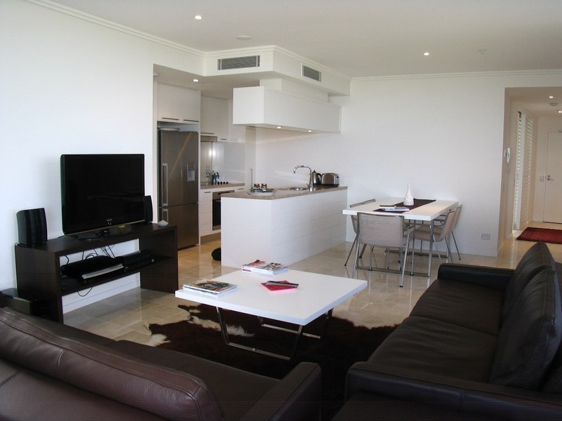 Broadbeach QLD 4218