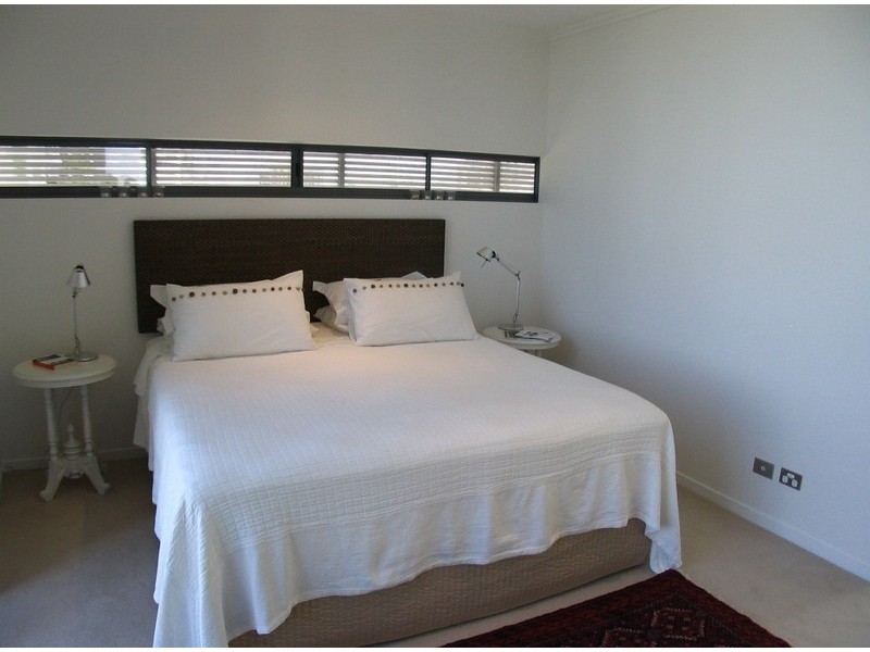 Broadbeach QLD 4218
