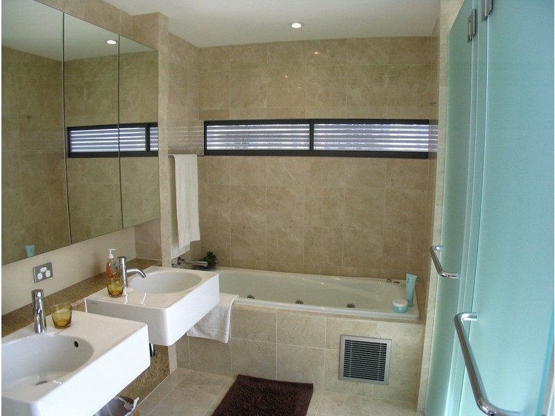 Broadbeach QLD 4218