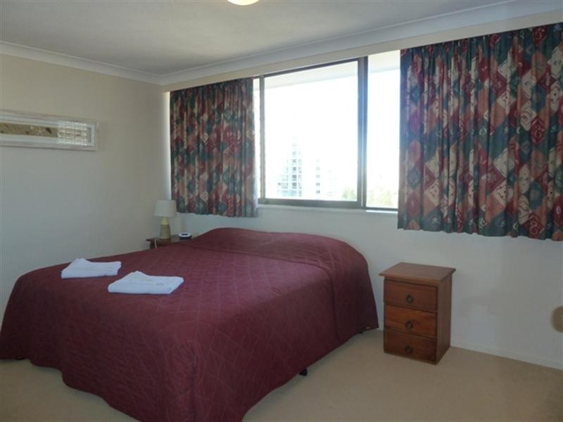 14F ‘Breakers North’ 50 Old Burleigh Road, Surfers Paradise QLD 4217