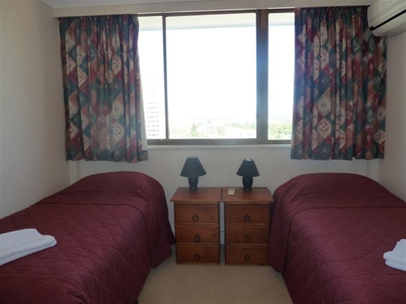 14F ‘Breakers North’ 50 Old Burleigh Road, Surfers Paradise QLD 4217