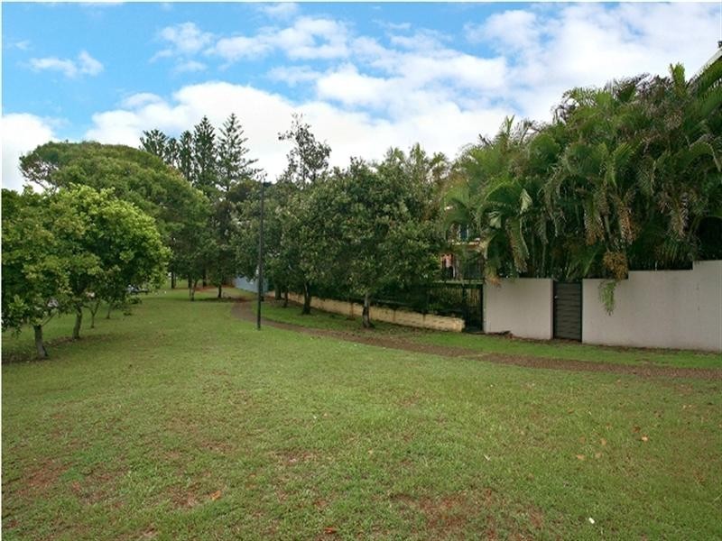 1/6 Venice Street, Mermaid Beach QLD 4218