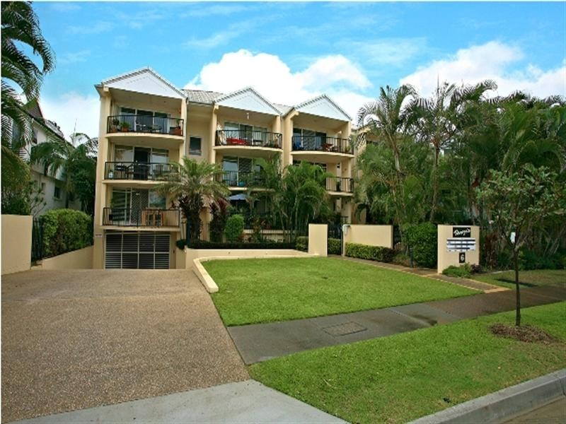 1/6 Venice Street, Mermaid Beach QLD 4218
