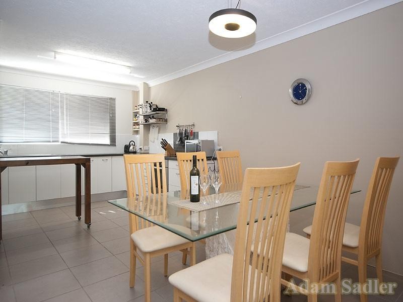 2 ‘Blakely Terrace’ 35 T E Peters Drive, Broadbeach QLD 4218