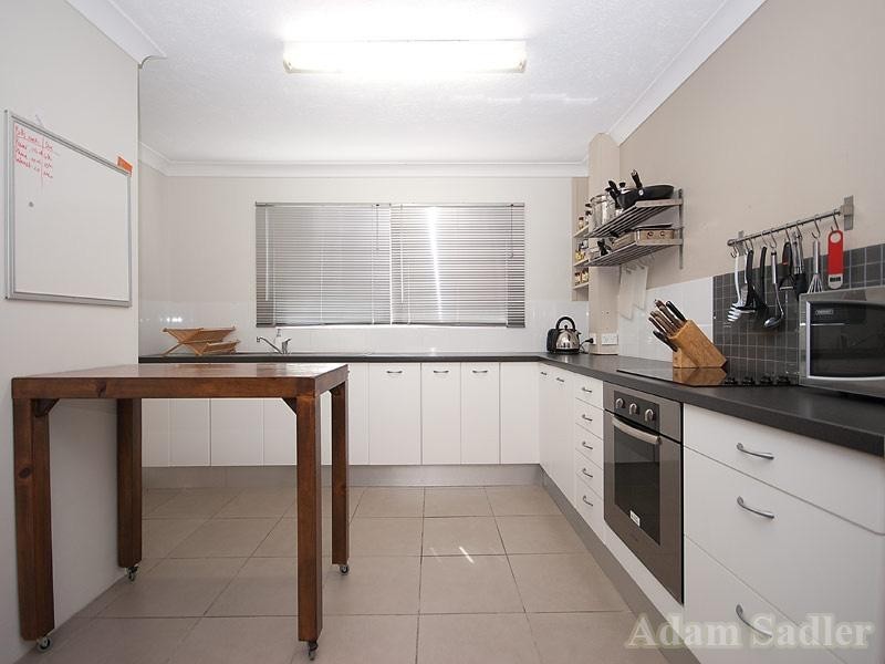 2 ‘Blakely Terrace’ 35 T E Peters Drive, Broadbeach QLD 4218