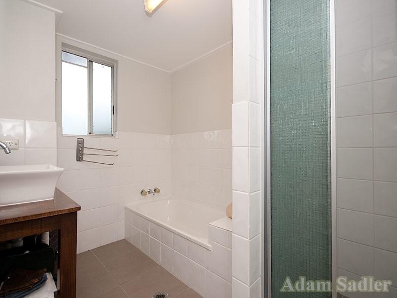 2 ‘Blakely Terrace’ 35 T E Peters Drive, Broadbeach QLD 4218