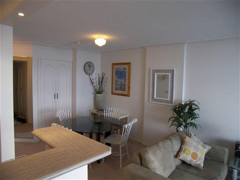 52 Ocean Royale, 4 Britannia Avenue, Broadbeach QLD 4218