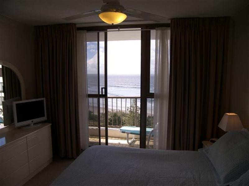 52 Ocean Royale, 4 Britannia Avenue, Broadbeach QLD 4218