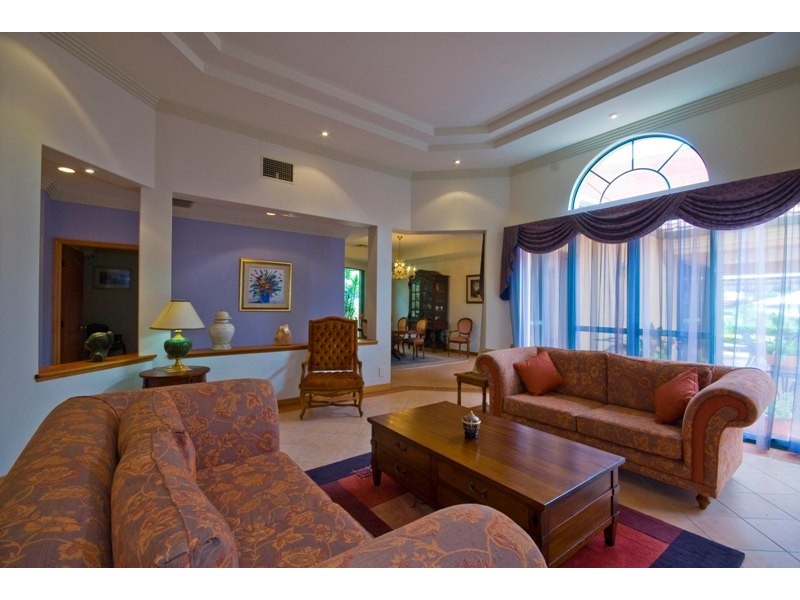 7 Montevideo Drive, Clear Island Waters QLD 4226