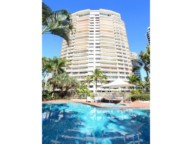 4 Pintari, 3 Cunningham Avenue, Main Beach QLD 4217