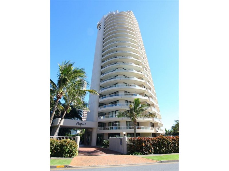 4 Pintari, 3 Cunningham Avenue, Main Beach QLD 4217
