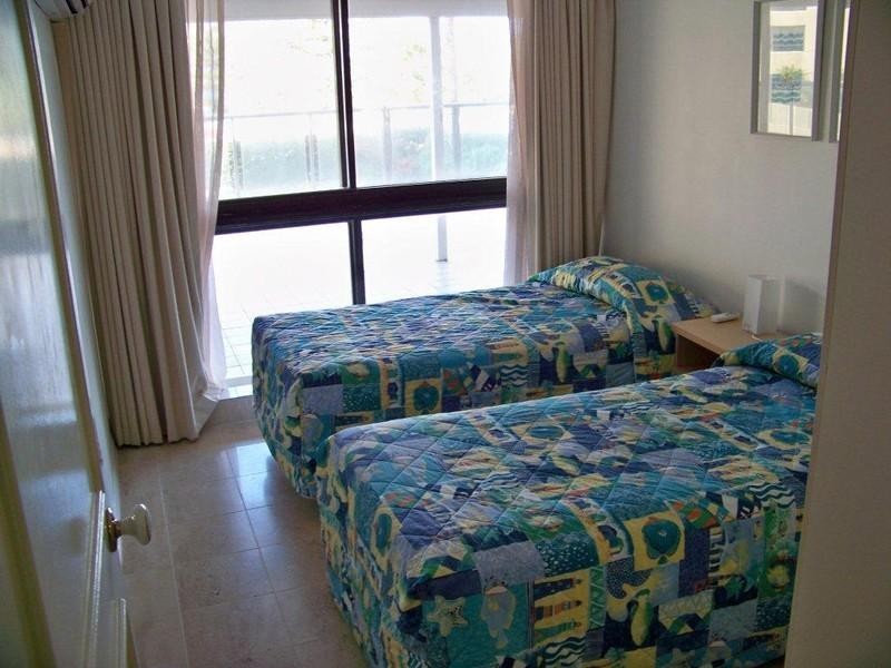 1B ‘Peninsular’ 5 Clifford Street, Surfers Paradise QLD 4217