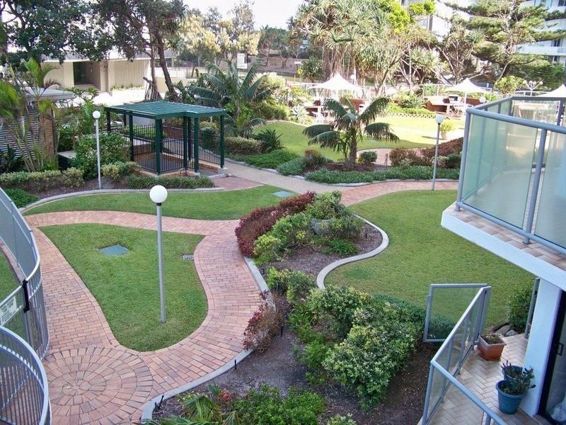 1B ‘Peninsular’ 5 Clifford Street, Surfers Paradise QLD 4217