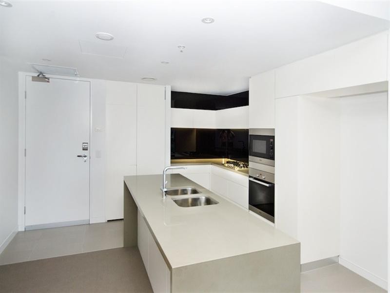 22001 The Oracle, 4 Charles Avenue, Broadbeach QLD 4218